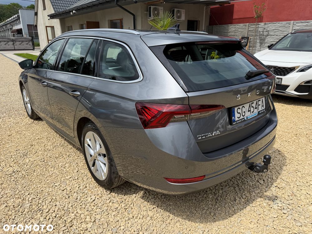 Skoda Octavia 2.0 TDI DSG Style - 9