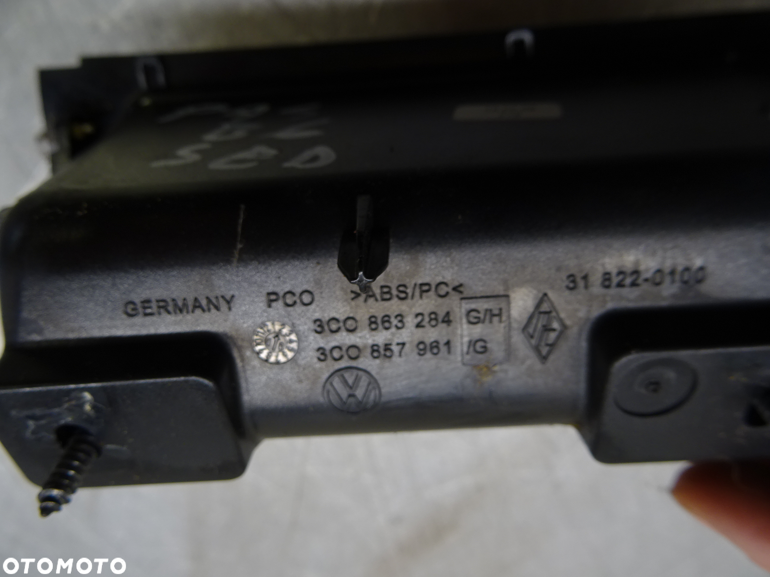 VW PASSAT B6 05-10 2.0 TDI SCHOWEK POPIELNICZKA 3C0863284 3C0857961 - 5