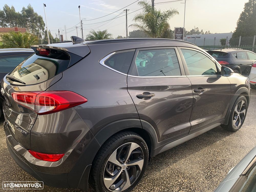 Hyundai Tucson 1.7 CRDi Premium DCT - 2