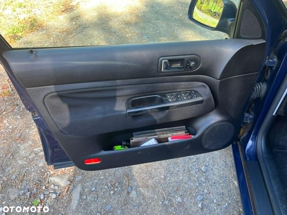 Volkswagen Golf 1.9 SDI Comfortline - 9