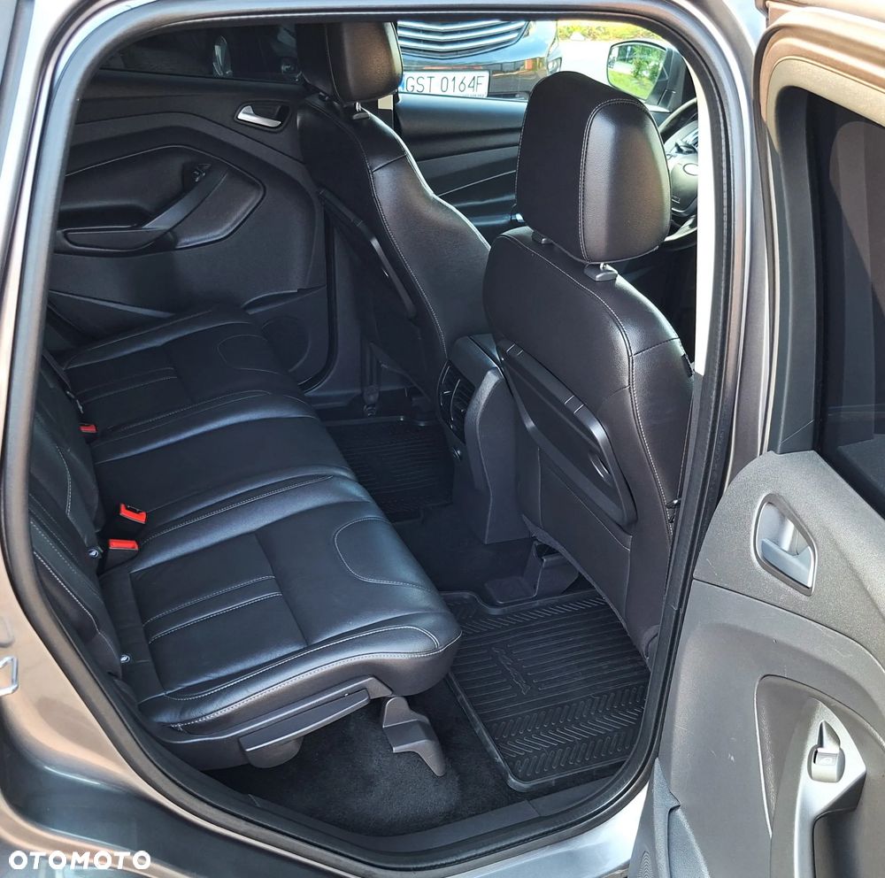 Ford Kuga 2.0 TDCi 4x4 Titanium - 22