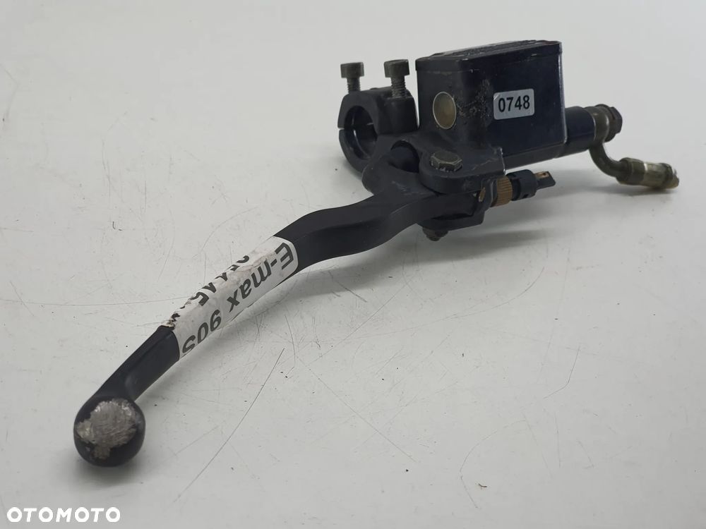 E-MAX 90S POMPA HAMULCA PRZÓD M1 - 3