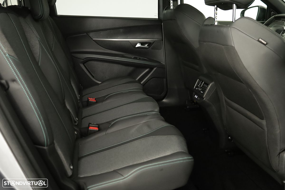 Peugeot 5008 1.2 Hybrid Allure Pack e-DCS6 - 22