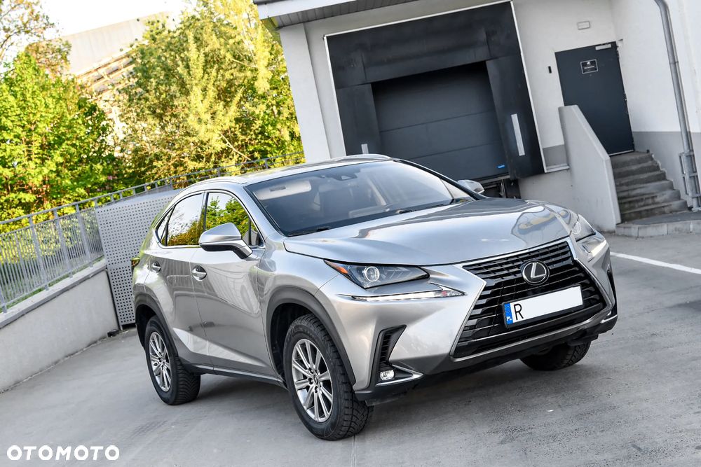 Lexus NX - 1