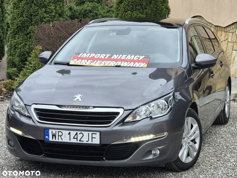 Peugeot 308 - 1