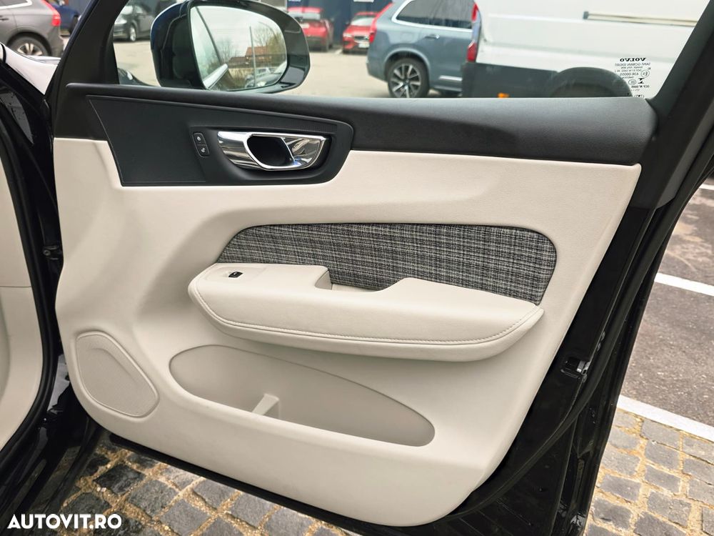 Volvo XC 60 D4 AWD Momentum - 15