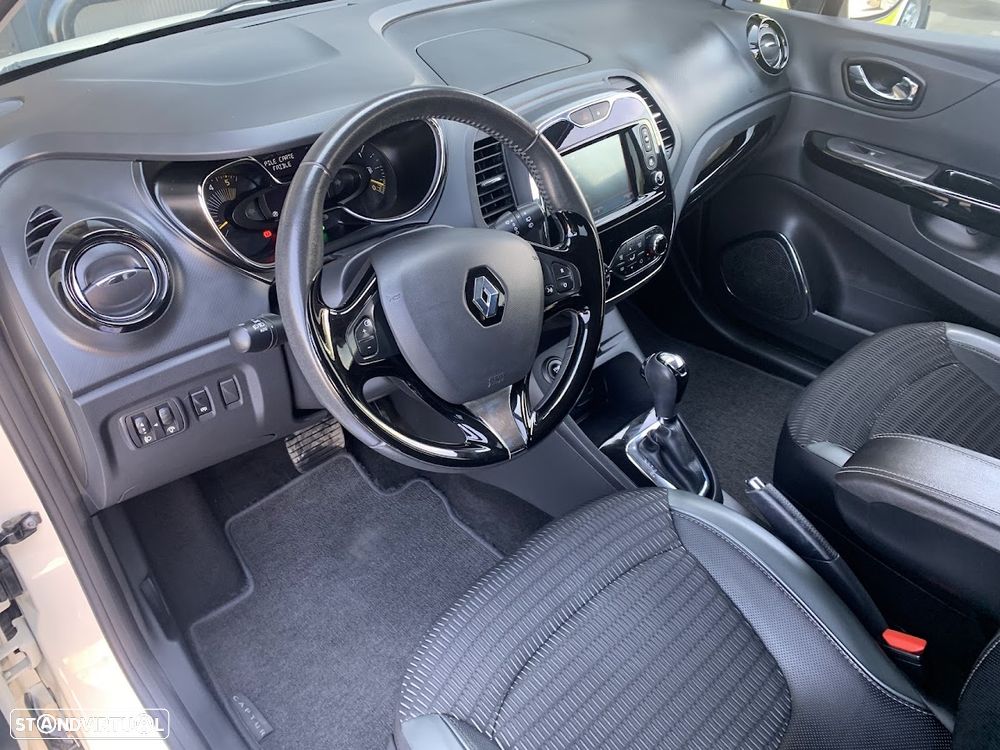 Renault Captur 1.5 dCi Initiale Paris EDC - 6