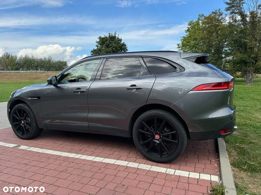 Jaguar F-Pace 2.0 i4P AWD Prestige - 4