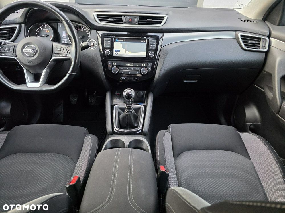 Nissan Qashqai - 15