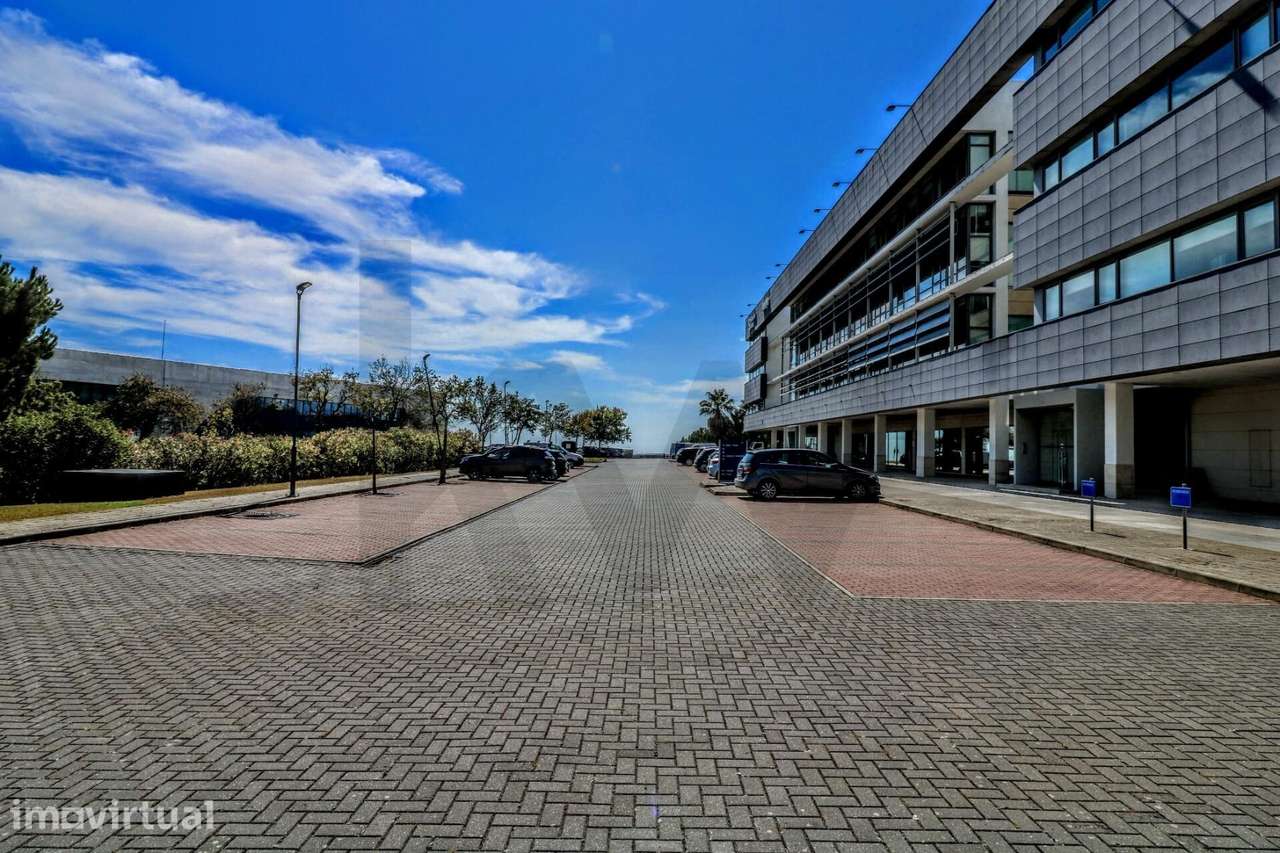 Loja Comercial de 105m2 Edifício Ciência | Investimento & Rentabilidad - Grande imagem: 2/10