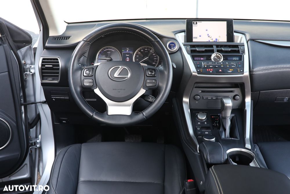 Lexus Seria NX 300h - 6