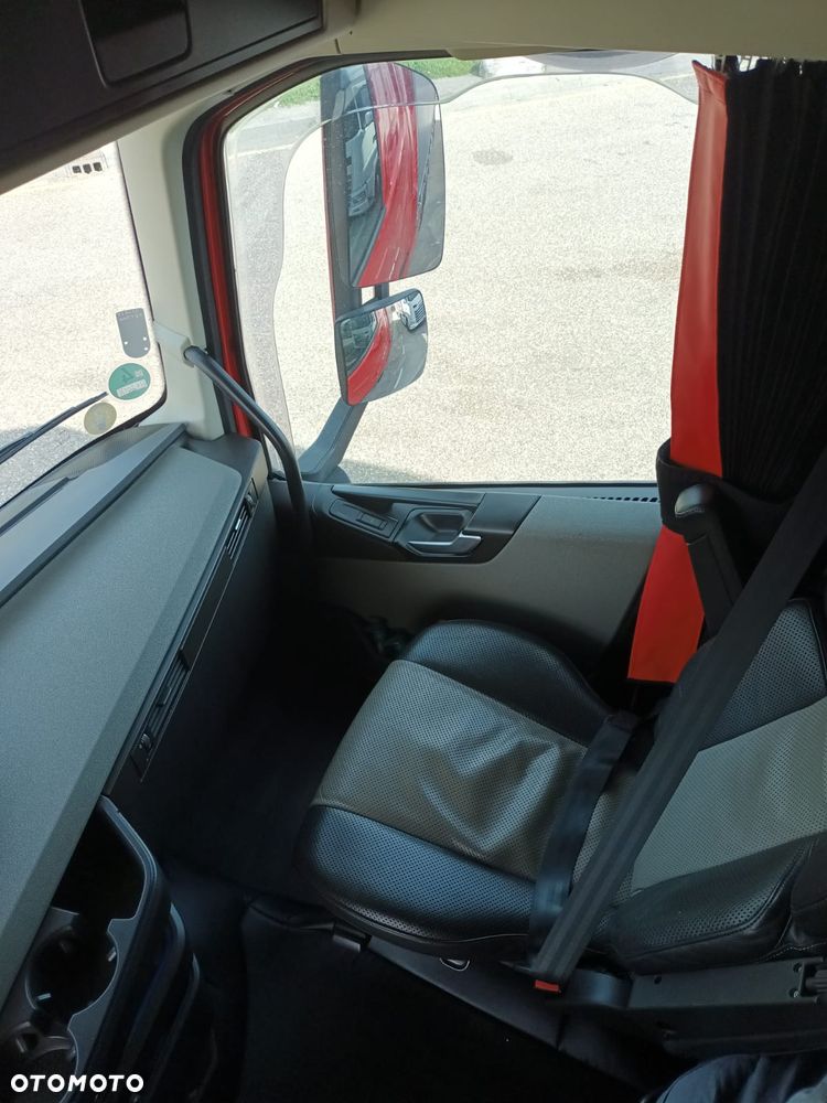 Volvo FH - 9