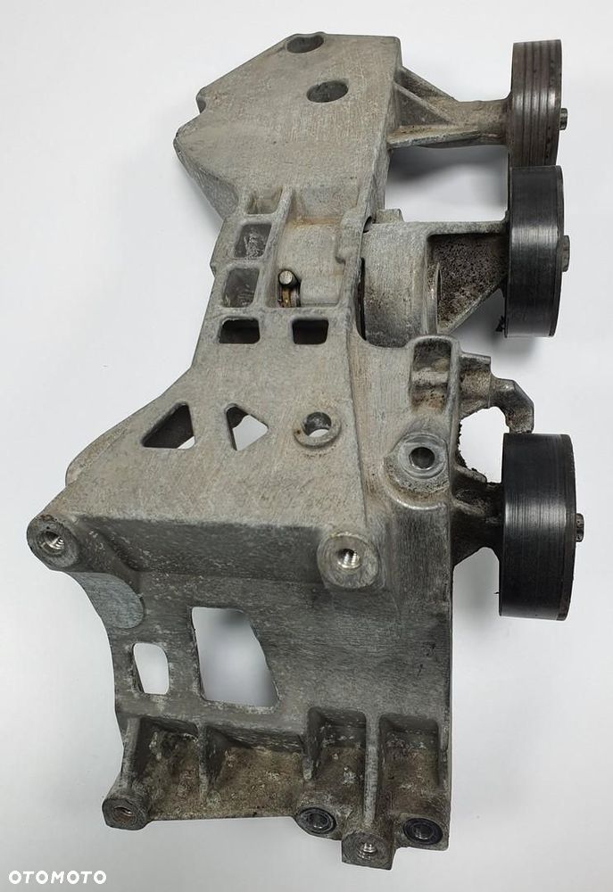 ŁAPA PODSTAWA ALTERNATORA MERCEDES W245 1.7 B 8V A2662000670 - 3