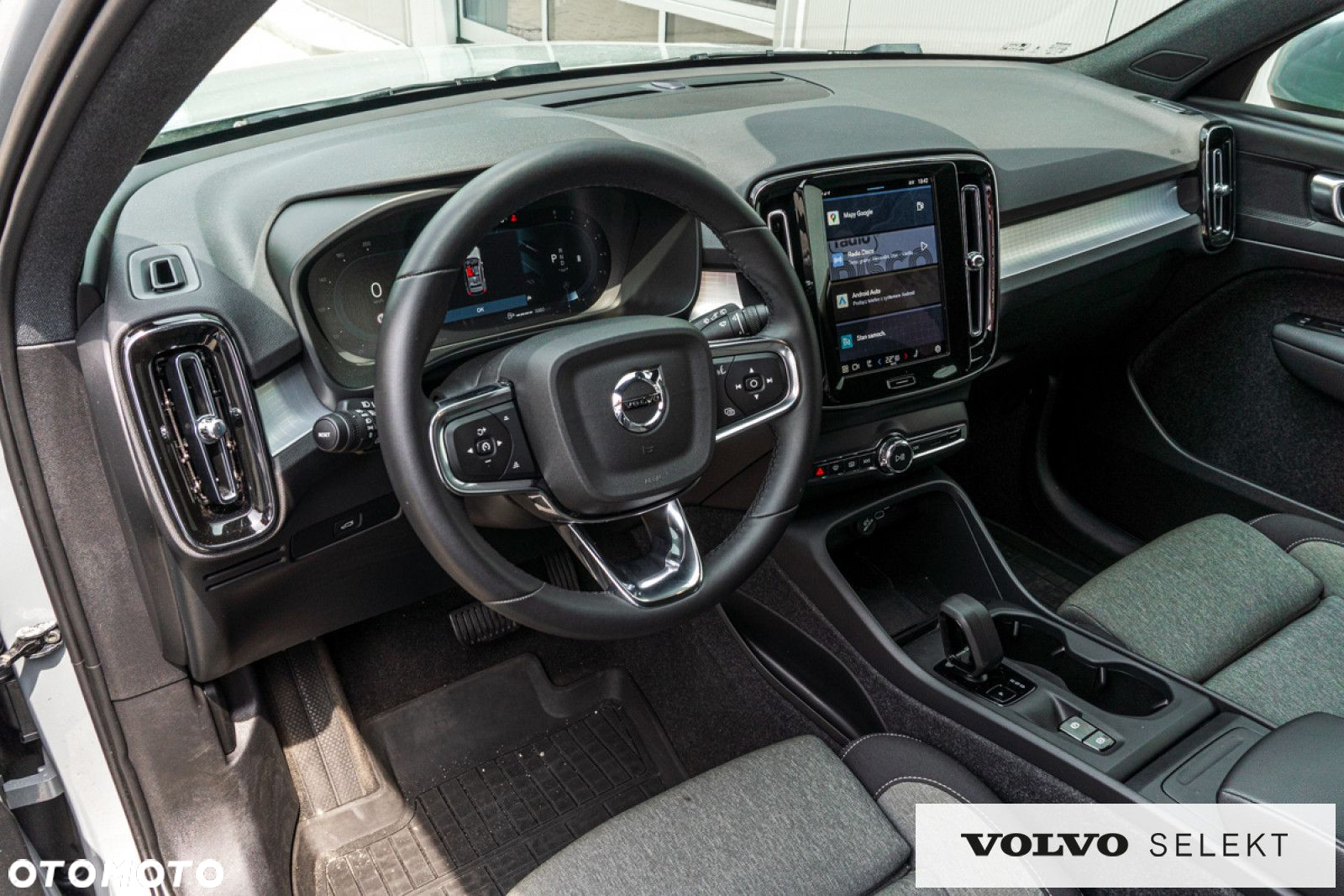 Volvo XC 40 - 8