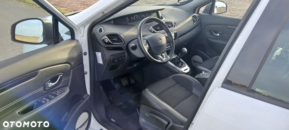 Renault Scenic Energy TCe 130 S&S Bose Edition - 9