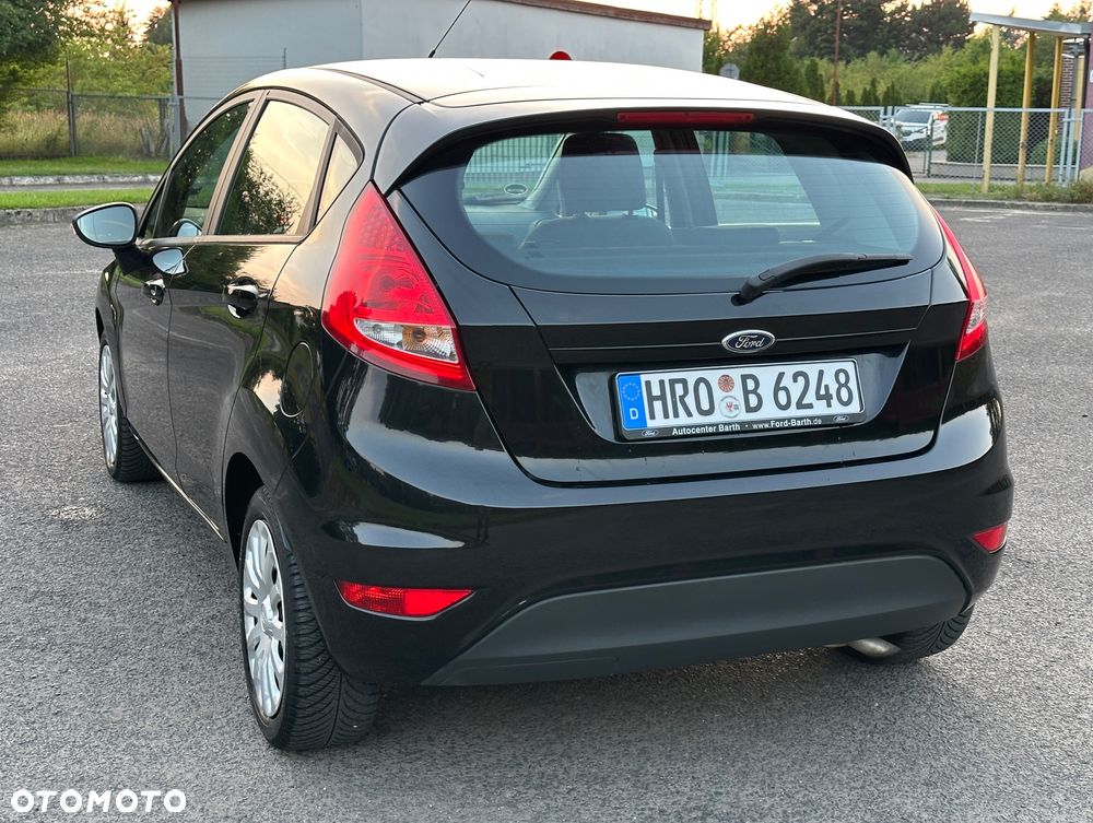 Ford Fiesta 1.25 Ambiente EU5 - 14