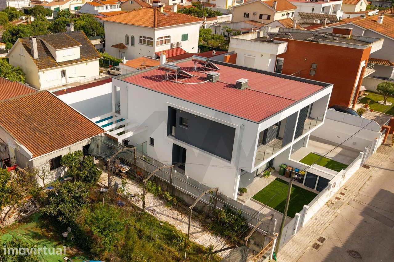 Moradia T4 com piscina |  Arquitetura Contemporânea | Morgados, Fernão - Grande imagem: 2/59