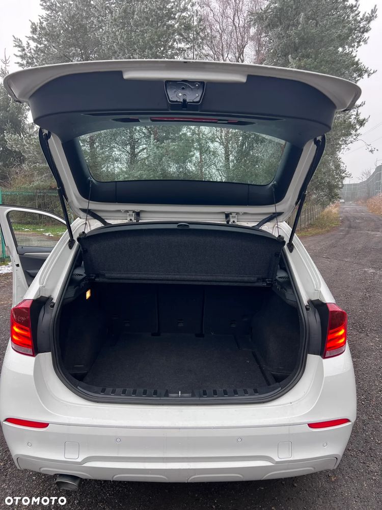 BMW X1 xDrive20d - 12