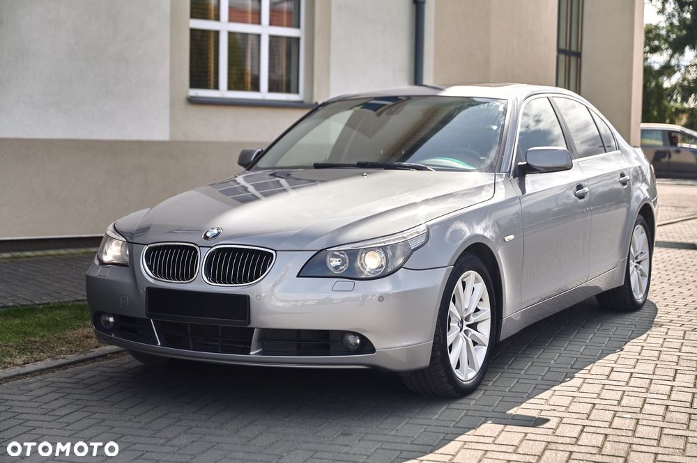 BMW Seria 5 525i - 6