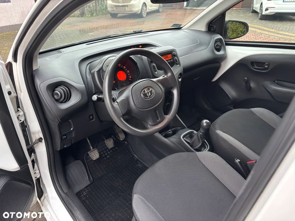 Toyota Aygo 1.0 VVT-i Sprint EU6 - 9