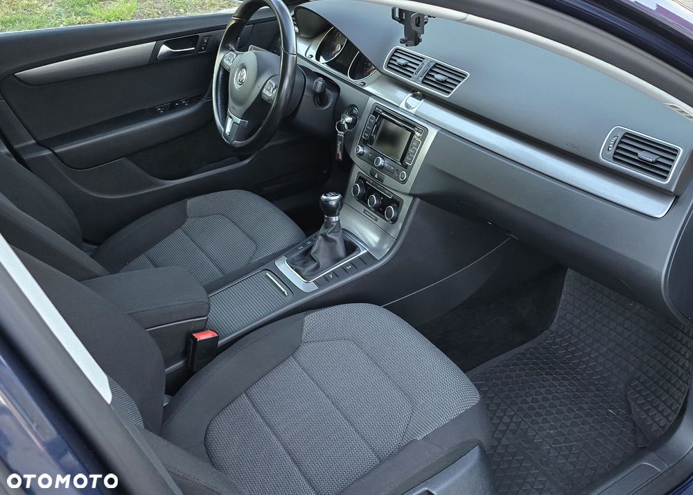 Volkswagen Passat 2.0 TDI 4Mot Comfortline - 12