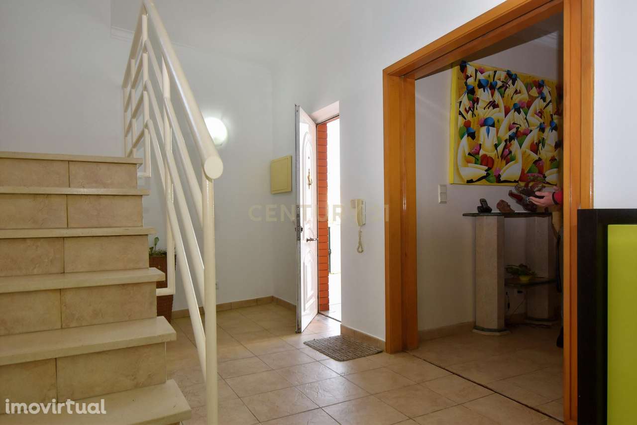 Moradia Isolada T4 Sarilhos Grande, Montijo - Grande imagem: 3/54