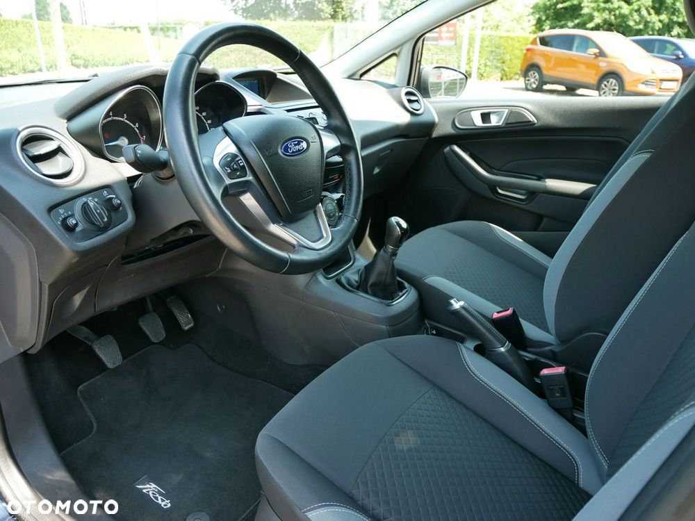 Ford Fiesta 1.0 Celebration - 5