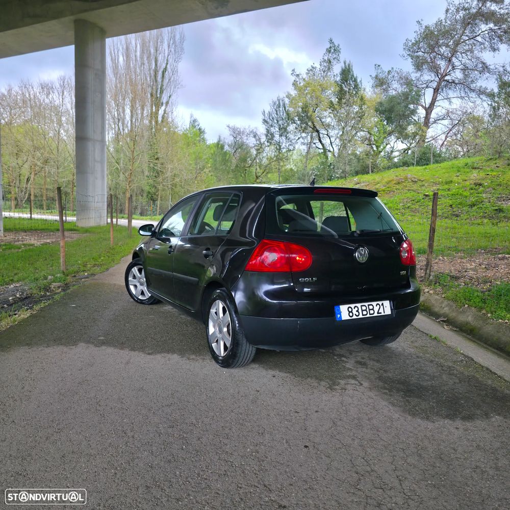 VW Golf 1.9 TDi 6V Confortline - 4
