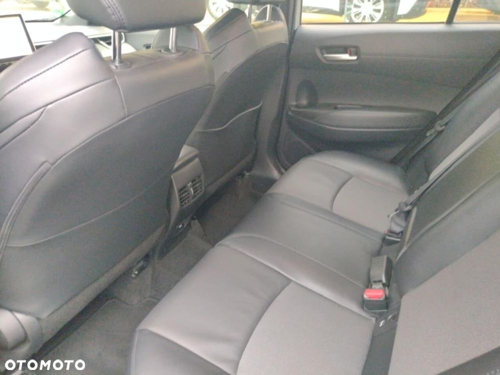 Toyota Corolla Cross - 6