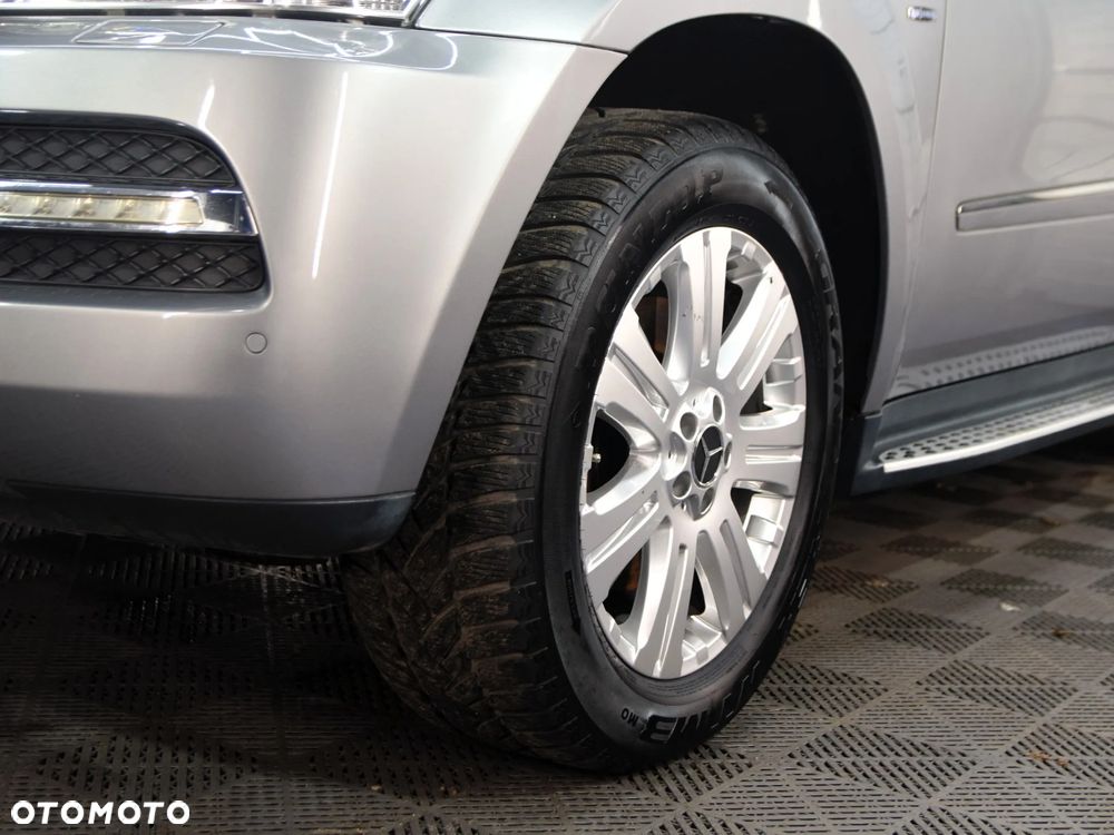 Mercedes-Benz GL - 33