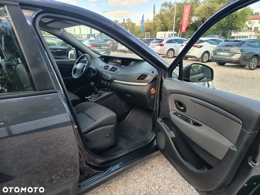 Renault Scenic 1.6 16V 110 TomTom Edition - 28
