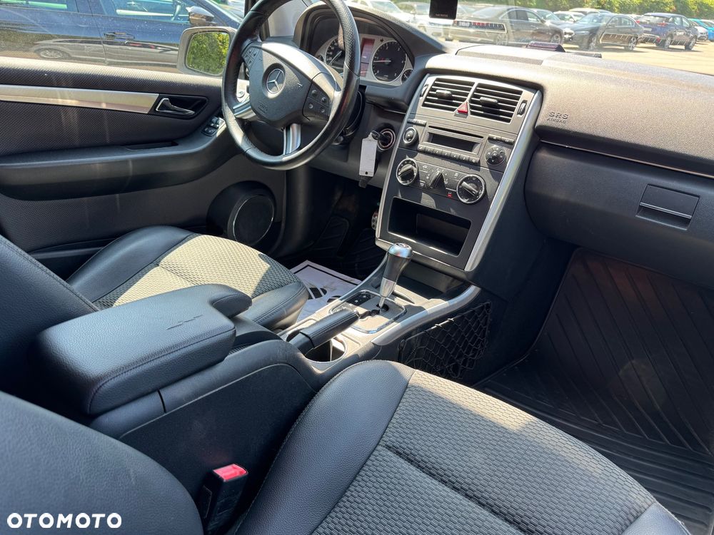 Mercedes-Benz Klasa B 200 CDI Autotronic Special Edition - 11