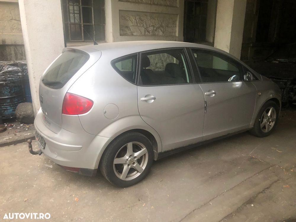 Dezmembrez Seat Altea gri argintiu 2006 1,9 TDI - 3