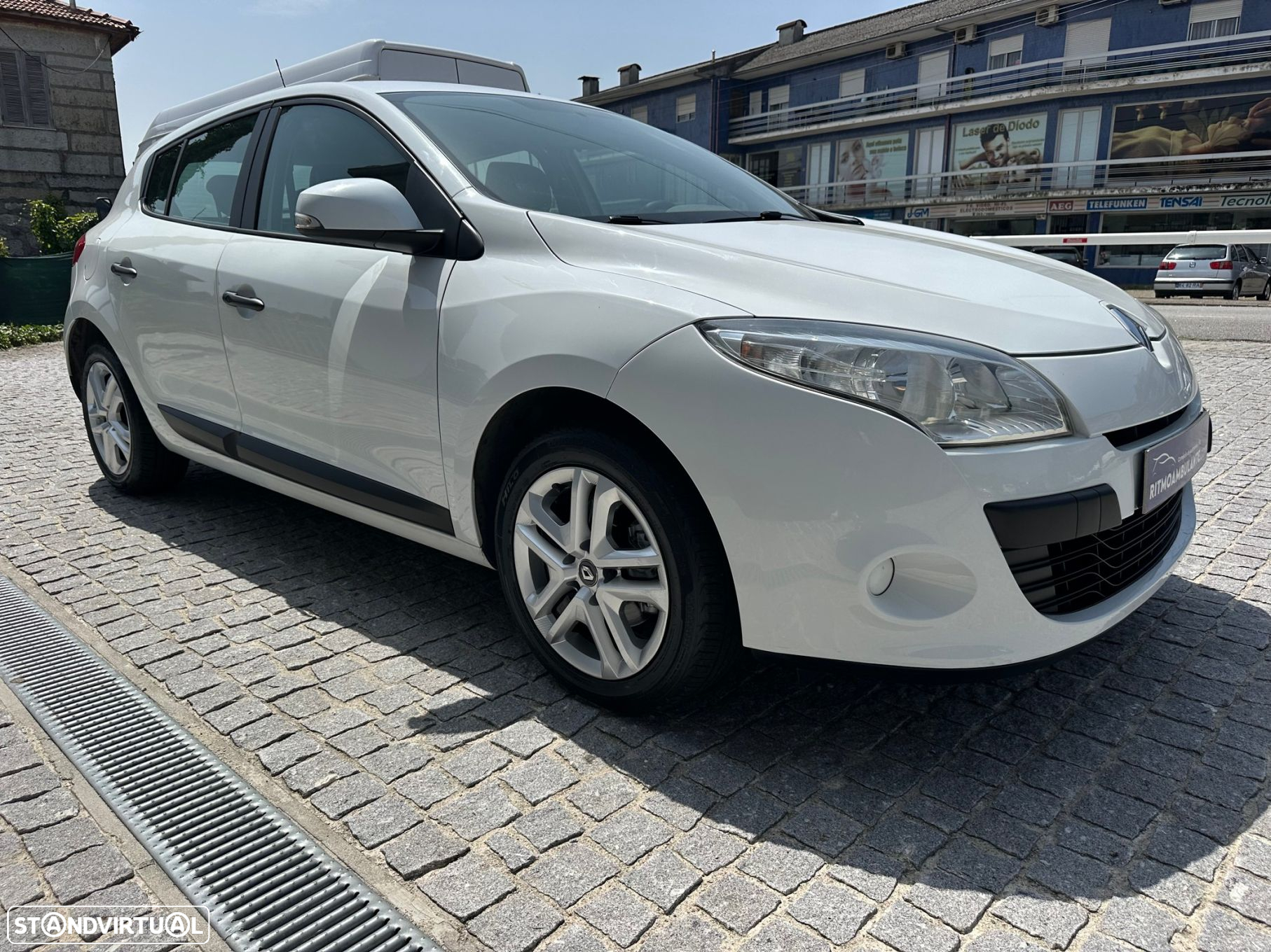 Renault Mégane 1.5 dCi Dynamique - 6