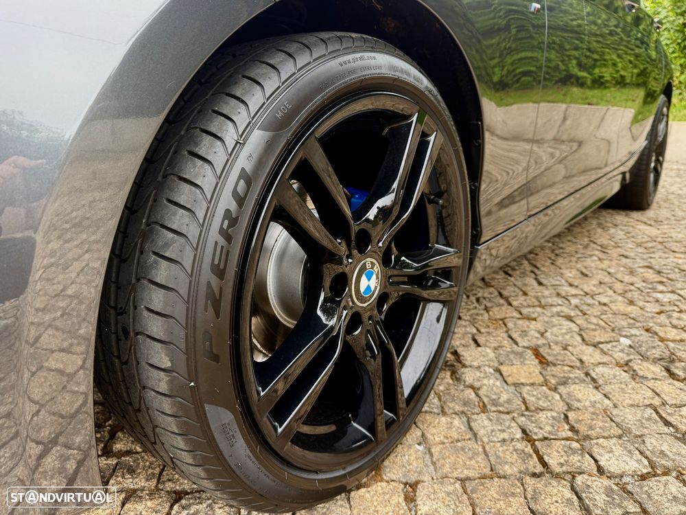 BMW 118 dA Pack M - 8