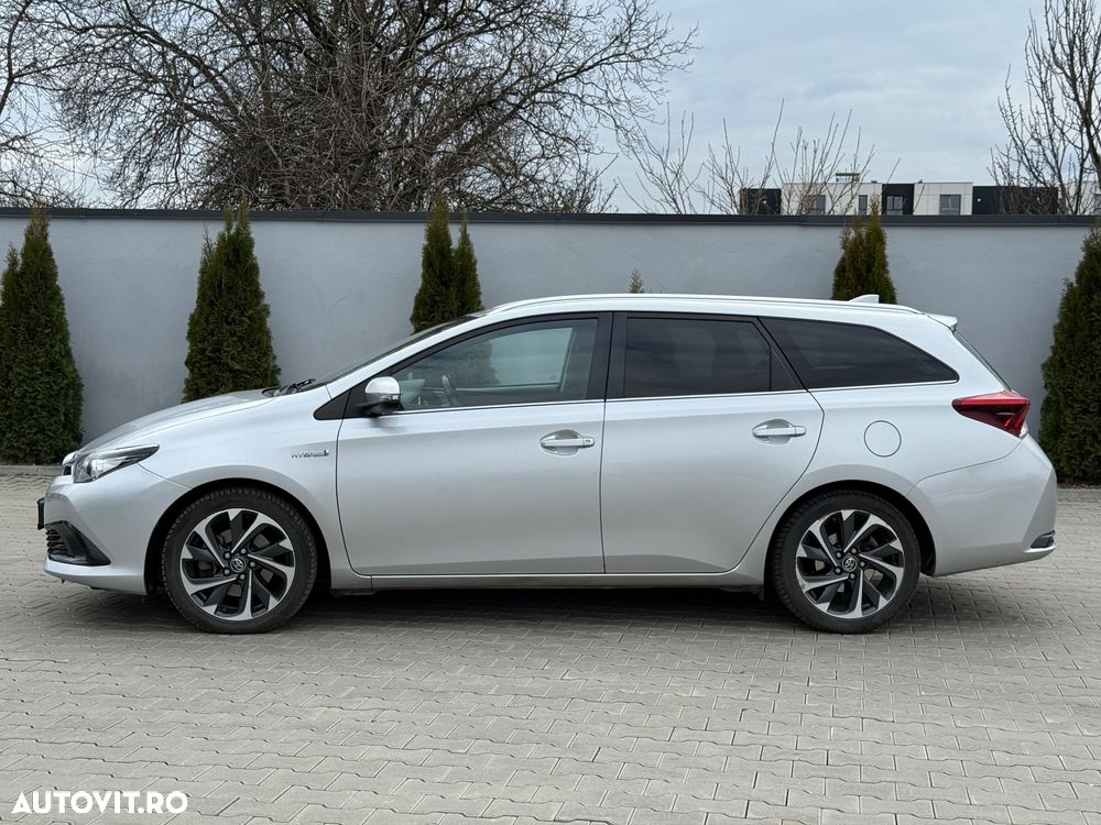 Toyota Auris - 10