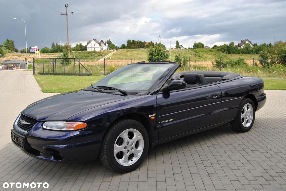 Chrysler Stratus - 30