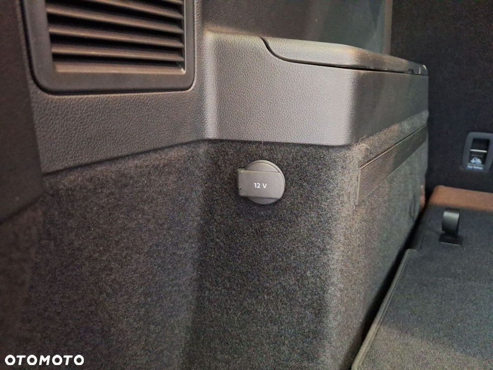 Volkswagen Touran 1.5 TSI EVO Comfortline Plus DSG - 34