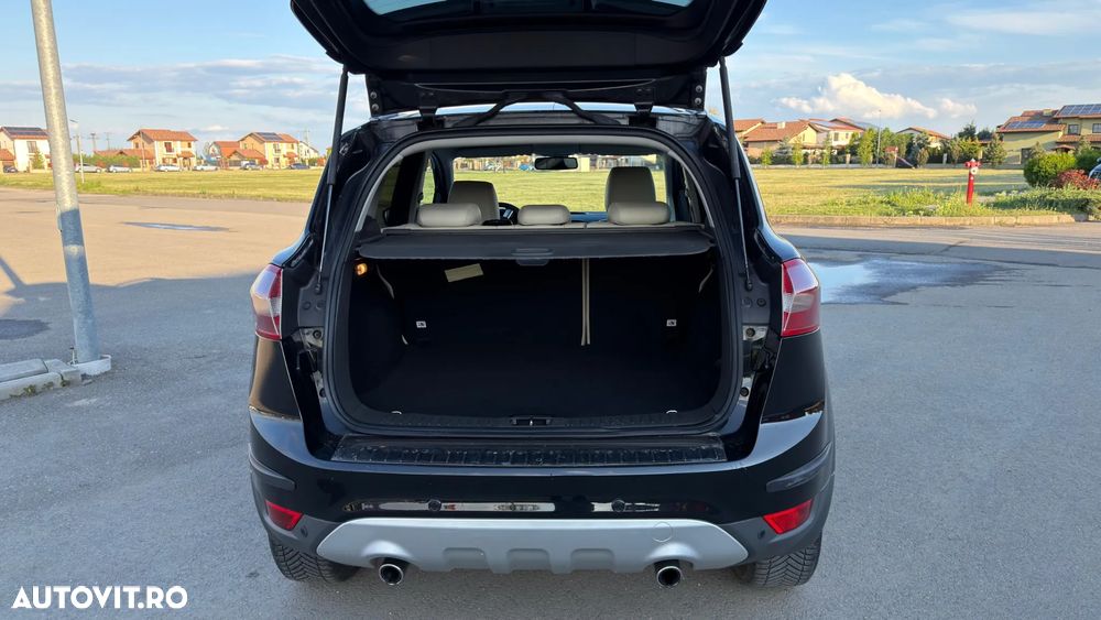 Ford Kuga - 8