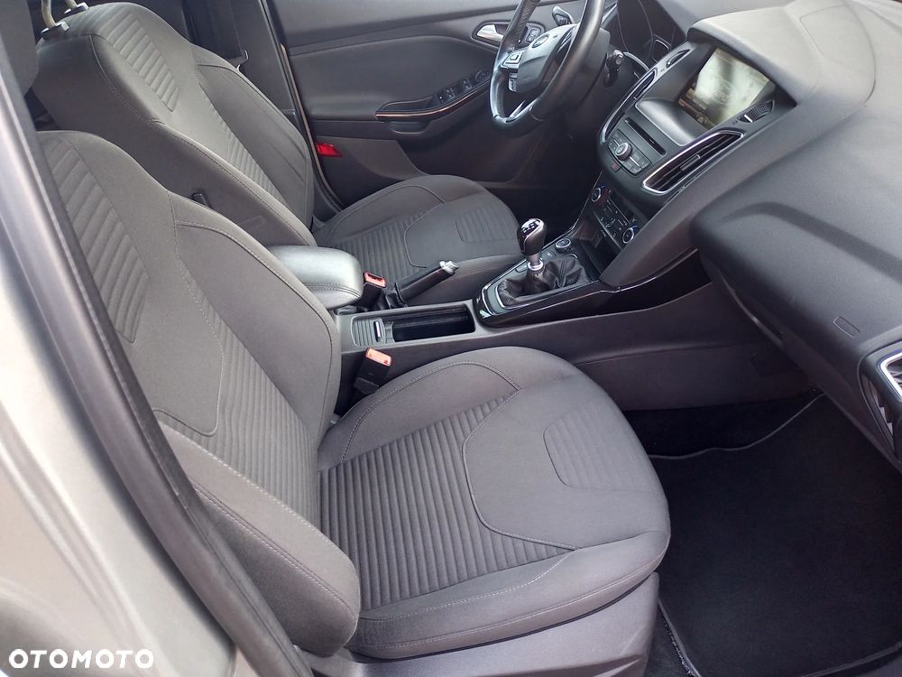 Ford Focus 1.5 TDCi Titanium - 15