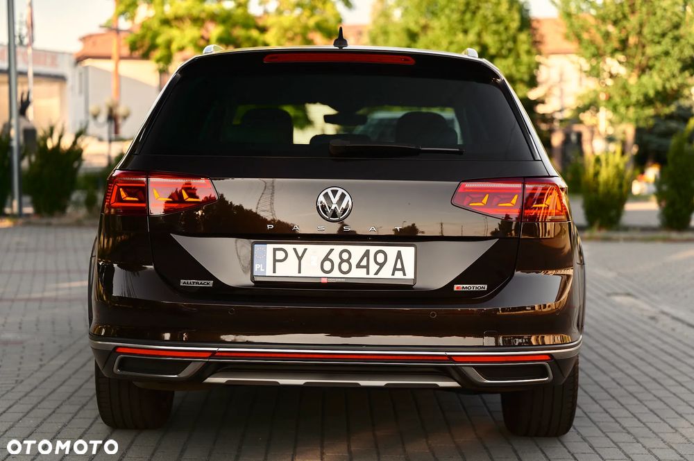 Volkswagen Passat Alltrack - 9