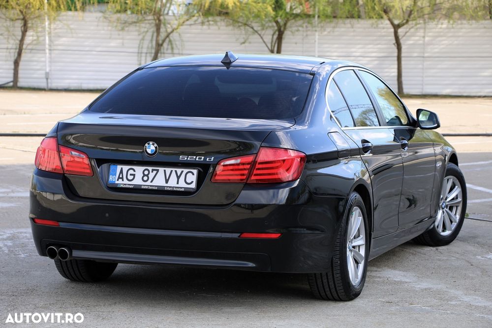 BMW Seria 5 520d Aut. Modern Line - 3