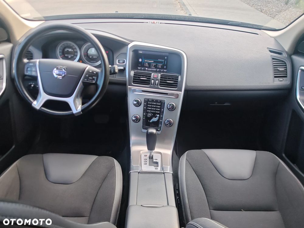 Volvo XC 60 D3 AWD Momentum - 13