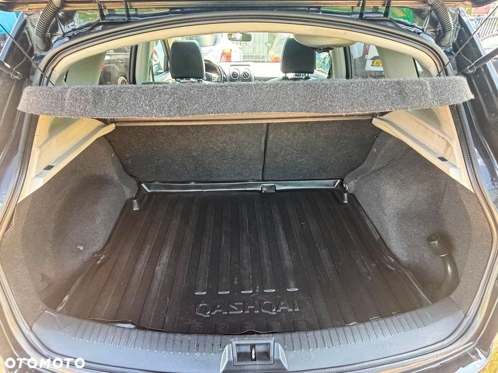 Nissan Qashqai 1.6 DCi Tekna+ - 27