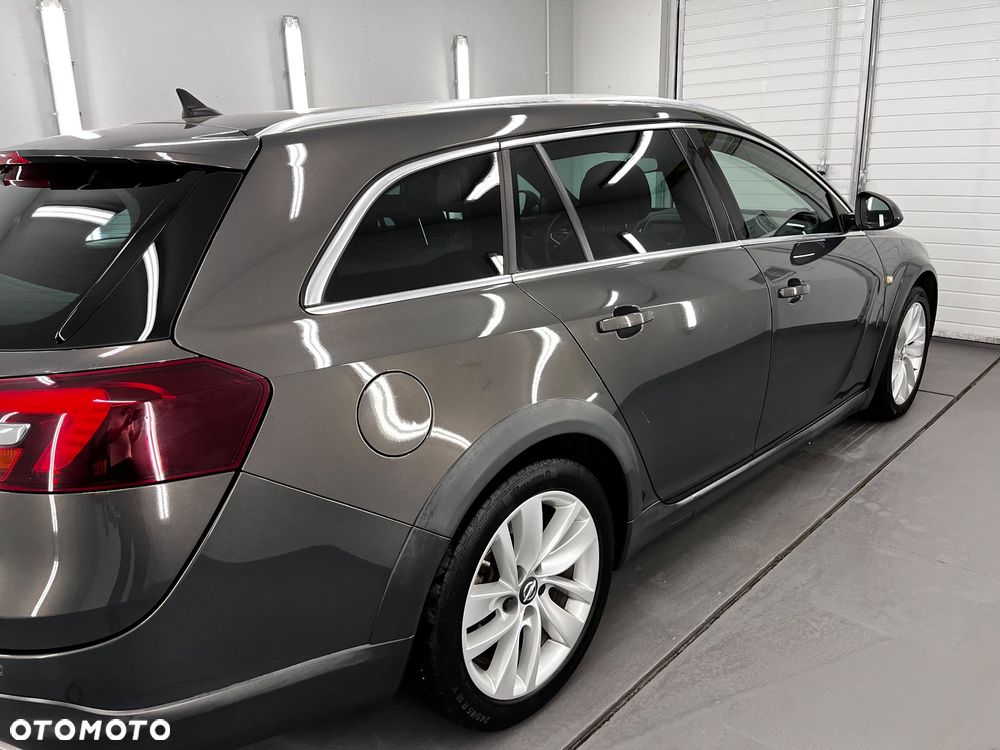 Opel Insignia 2.0 CDTI Cosmo 4x4 S&S - 11