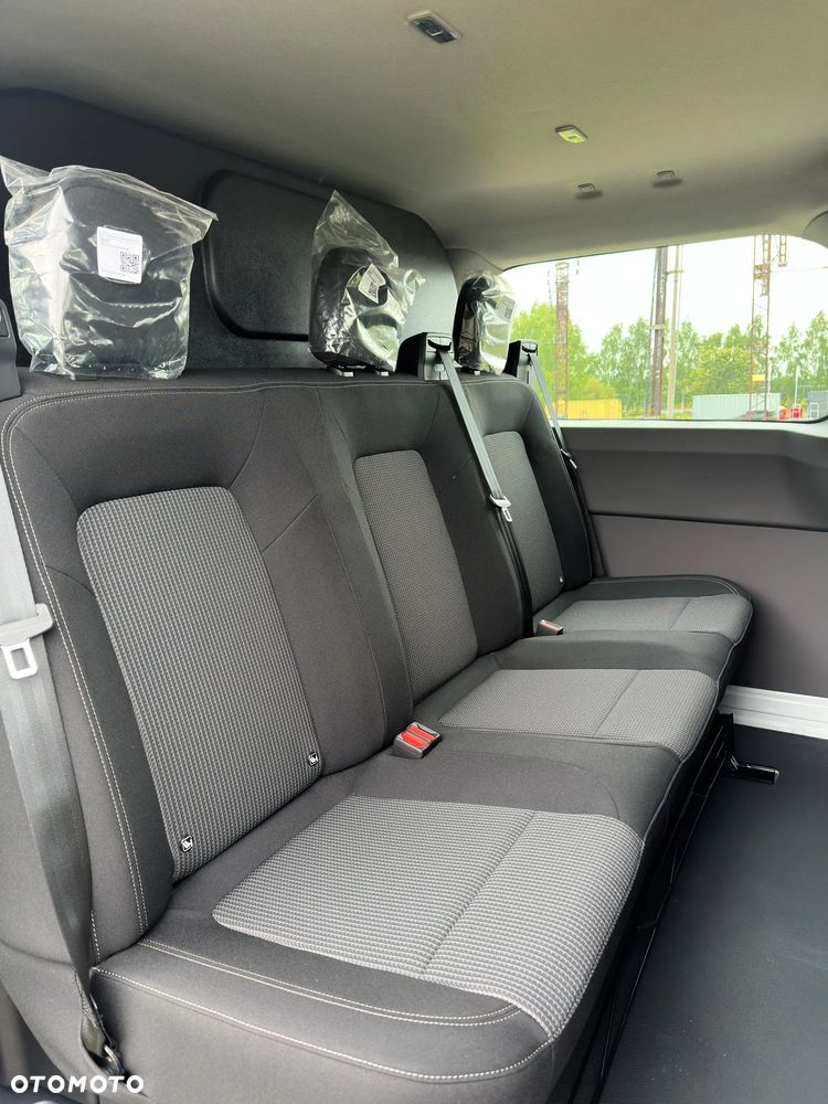 Volkswagen Transporter T7 - 13