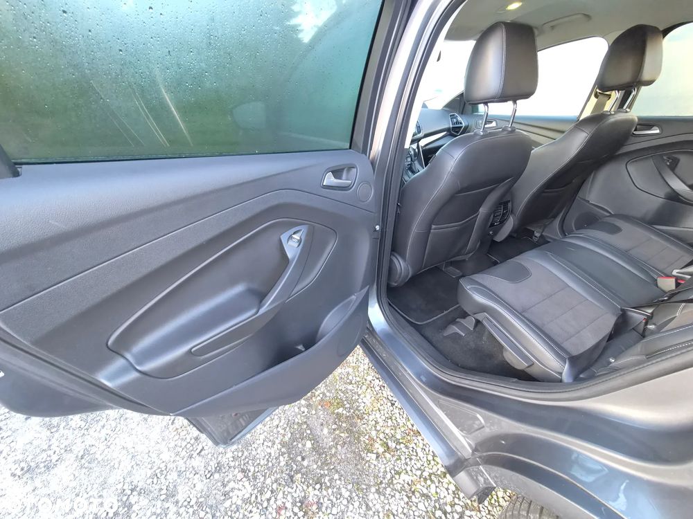 Ford Kuga - 16