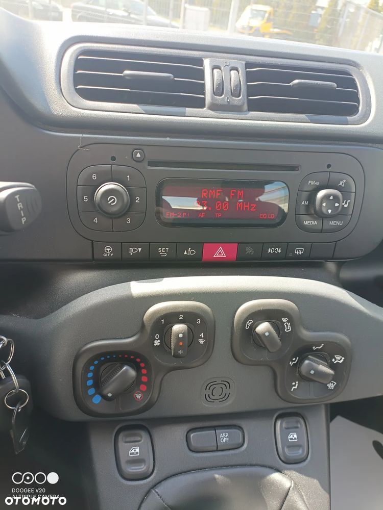 Fiat Panda 1.2 Lounge EU6 - 13