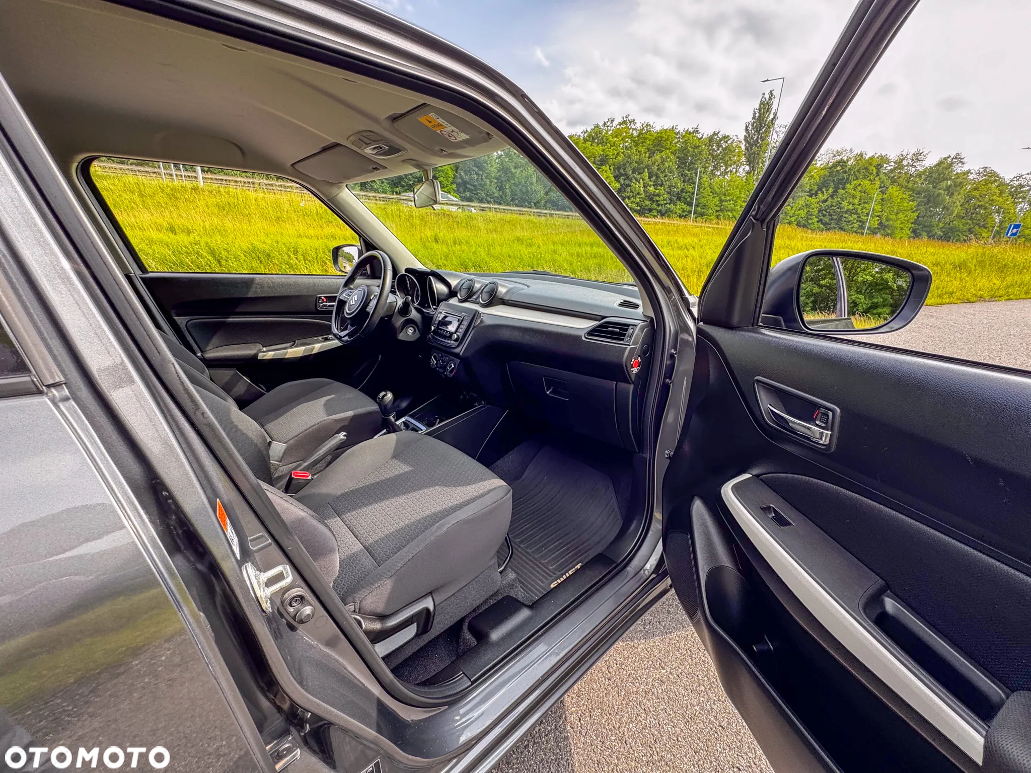 Suzuki Swift 1.2 Premium - 21
