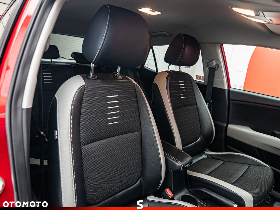 Kia Stonic 1.4 L - 8